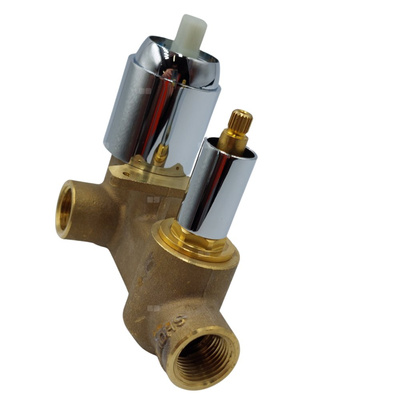 Bateria podtynkowa z przełącznikiem fi 35