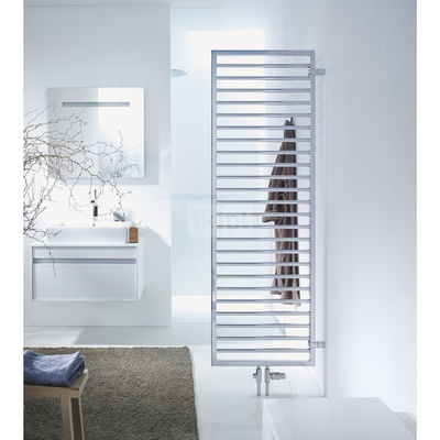 Grzejnik Zehnder Subway SUB-150-060 - 600 mm, kolor biały RAL9016, złącze Code S012, konsole scienne towel radiator, 4 zestawy naścienne